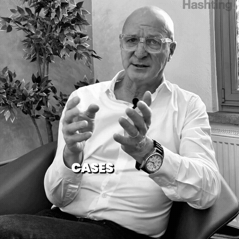 Karl De Beul, co-founder of Hashting, explaining the platform